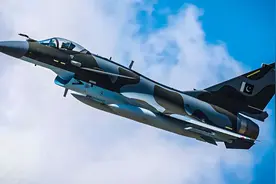 巴军打响反击战后，俘虏印度飞行员，危机时刻，中方出面呼吁收手图片