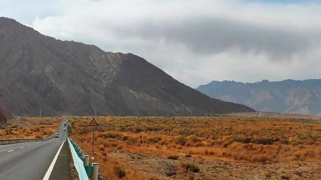 邢强 | 秋游南疆