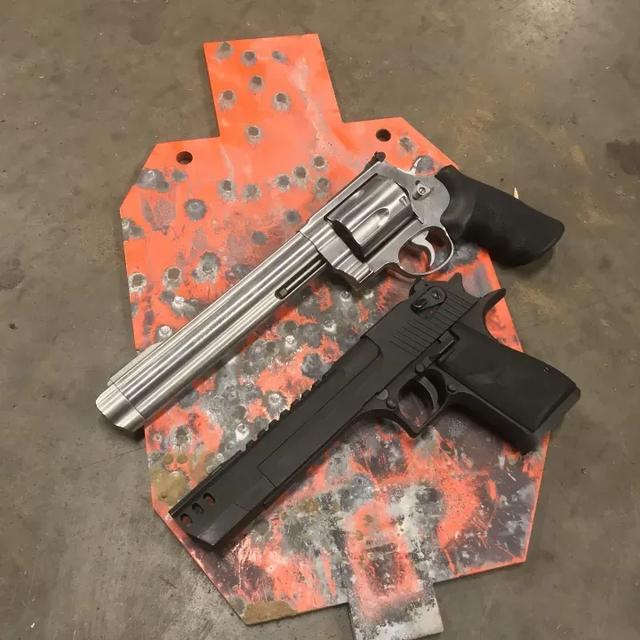 SCAR系列步枪宣布停产！哪些“世界名枪”原来都是被游戏捧红的？