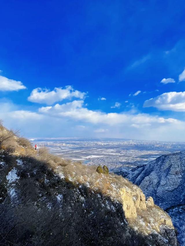 太原那些山！被低估的崛围山。秋景不输香山，崛围红叶晋阳古八景