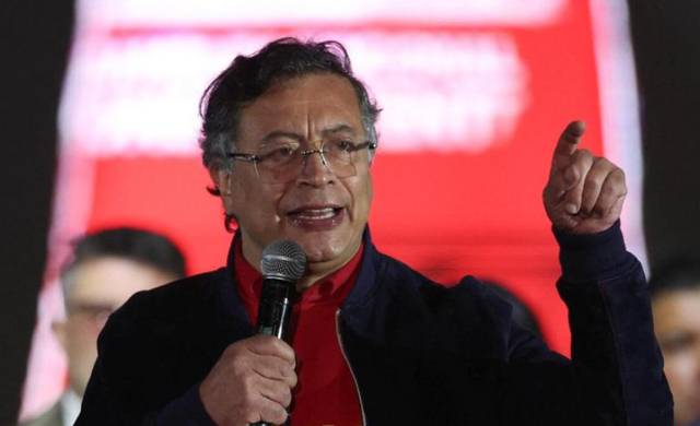 马杜罗事件后，特朗普突然点名普京	，四字评价，释放三大危险信号