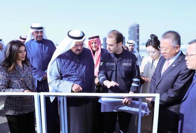 科威特甩手掌柜当定了，300亿交钥匙给中国，美欧只能干瞪眼