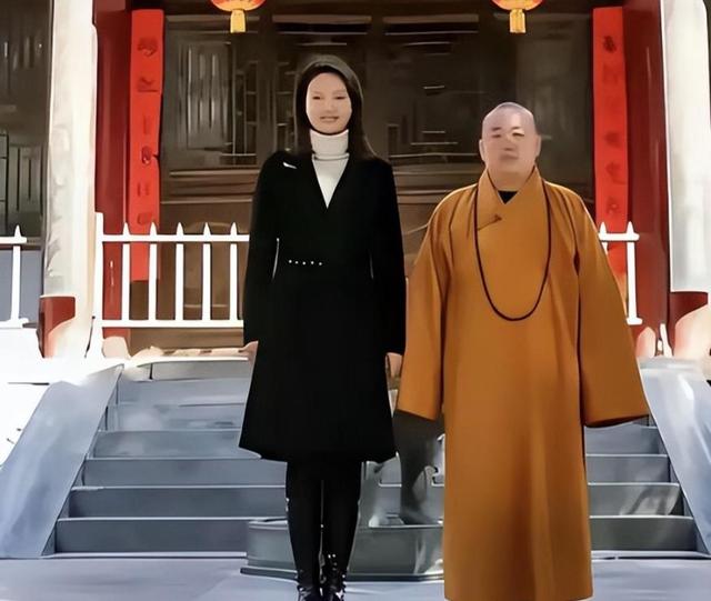 释永信被查5天，恶心一幕出现，多名女星受牵连，央视名嘴也在！