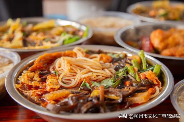 我的嗍粉听歌游柳州全盘计划！天后歌声与螺蛳粉狂欢我全都要！