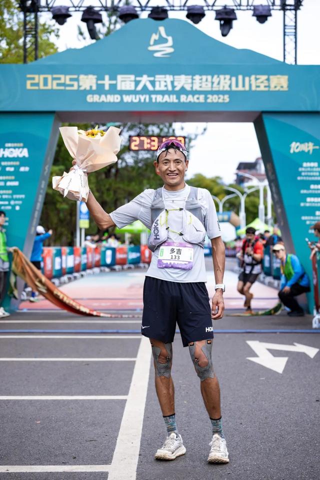 一叶见青山 万人证雅集 | 第十届大武夷超级山径赛圆满完赛