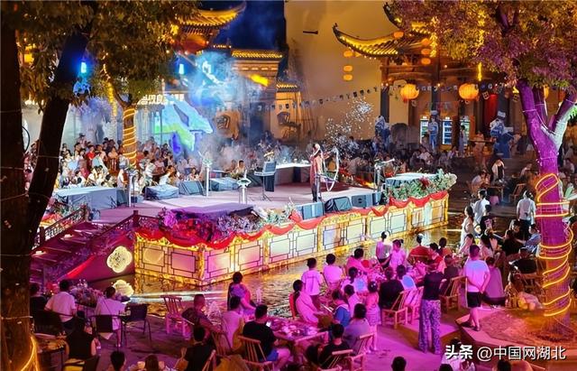 湖北云梦祥云湾：光影里的夏夜狂欢