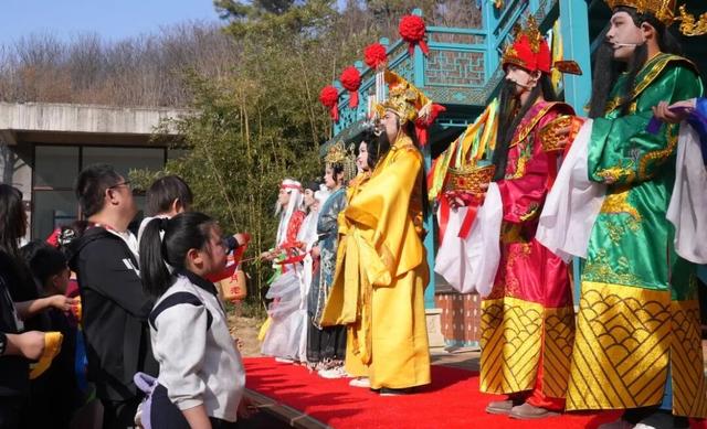 临沂花式闹元宵全攻略：灯会、赏花、优惠、演艺一键收藏！