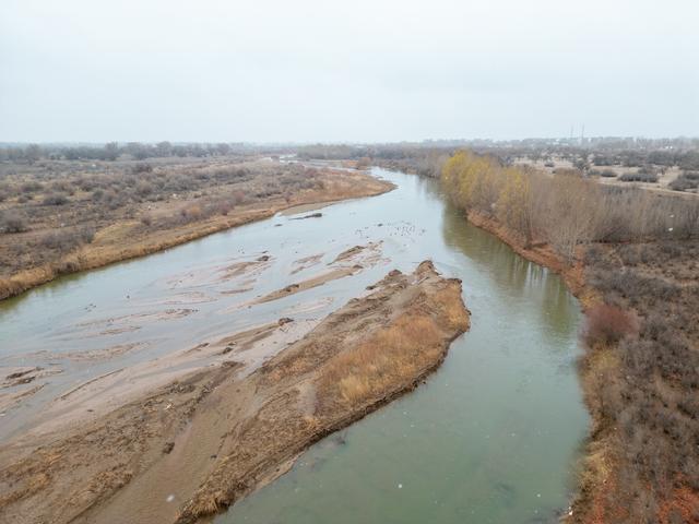大漠之水：在武威，追寻一条河流的生死突围