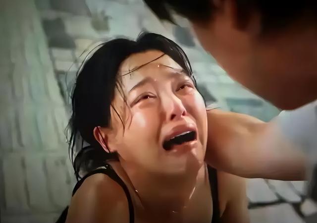 陪睡陪玩根本不够!王家卫被曝后,白百何郝蕾爆圈中内幕,都不装了