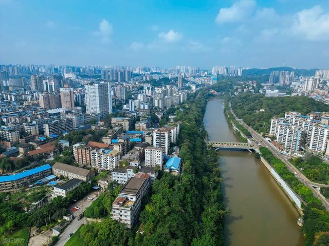 四川将不再成都“一城独大”，这座城市才是黑马，不是德阳和绵阳
