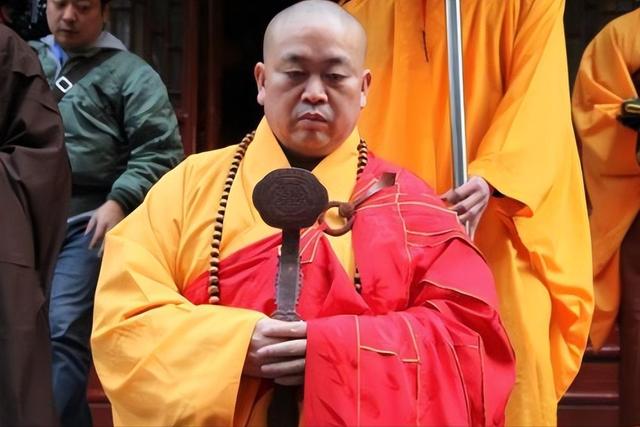 真相藏了30年！少林寺老方丈绝笔曝光，原来释永信早就被开除僧籍