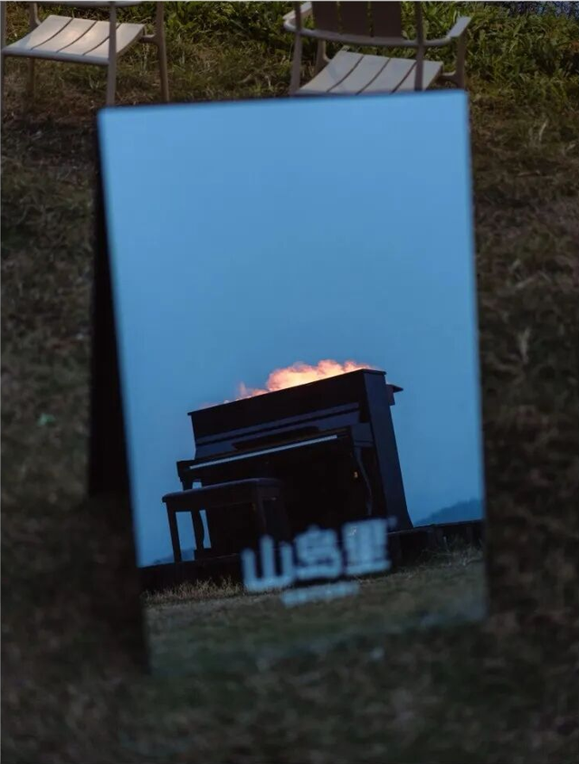 听雪·观火·遇爱｜山岛里的冬日诗篇