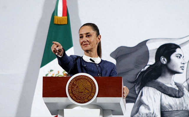 女总统遇袭视频疯传！当场怒推施暴者，撕开墨西哥女性血泪真相