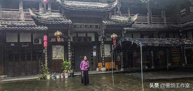 松溉古镇：在雨丝里缝补的一段旧时光