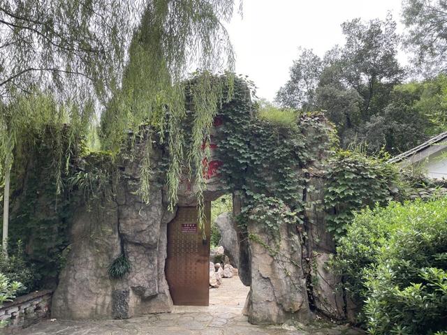 骑游滁州西神山寺森林公园花山风景线
