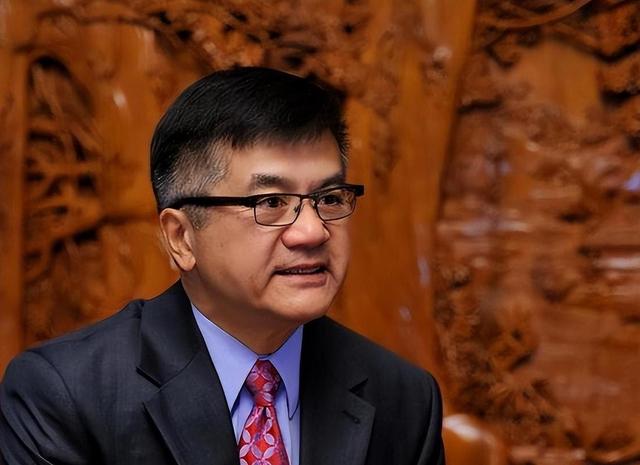 骆家辉：中国最好不要自主生产尖端芯片，因为这是美国不想看到的