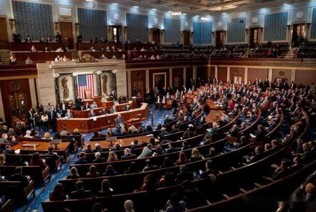 美政府联合造反？投票51：47！国会集体逼宫川普！全球局势大变天