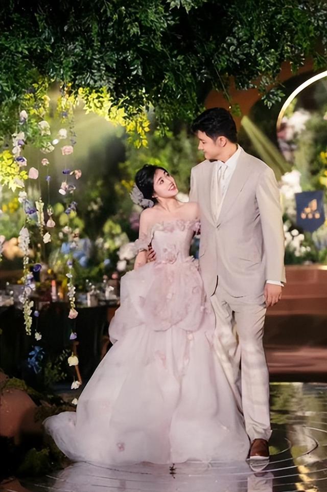 金龟子女儿宣告二胎流产2天，令人恶心一幕上演，朱媛媛也被牵连