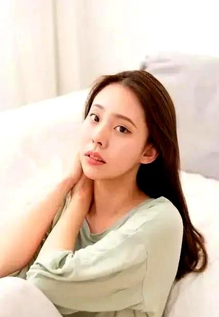 大多。数女人愿意和一个男人长期保持联系，原因往往就那么两点