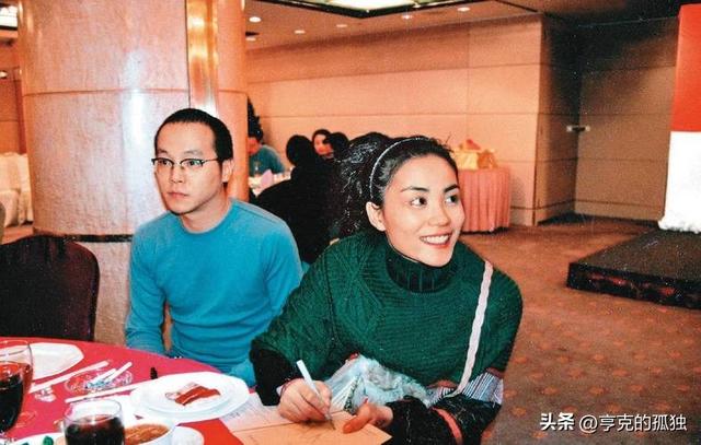 扒出萝卜带出泥！释永信事件14天后，常年信佛的王菲也意外被牵连