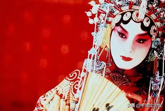 《戏台》撞脸《霸王别姬》？陈佩斯30年沉浮暗藏真章！深度解读！