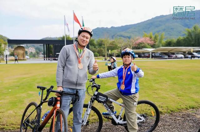 风驰竹海，骑友盛赞！在运动与美景的交融中收获双重满足