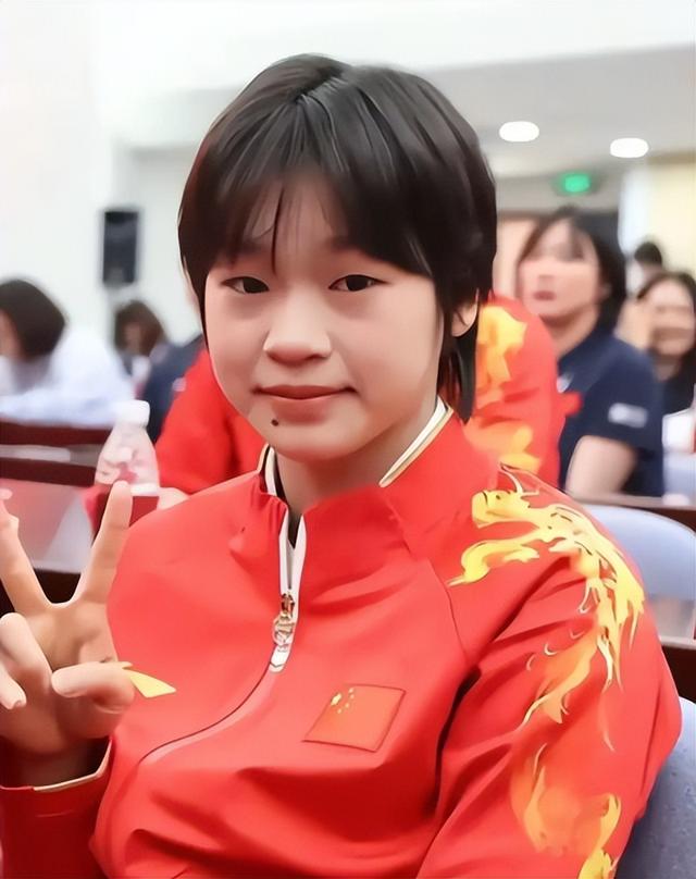 豪宅风波升级！专家建议拆除全红婵雕像，樊振东的话终于有人信了