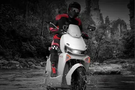 3款价格过万“电动车”，雅迪、台铃、五菱在内，最高续航388公里图片