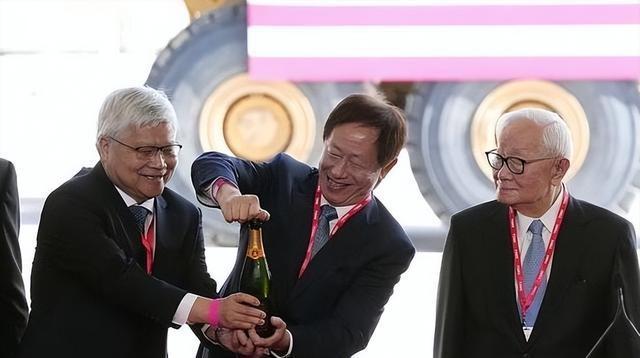 战争正式打响！大陆终于对台“下狠手”了！外媒：台积电插翅难逃