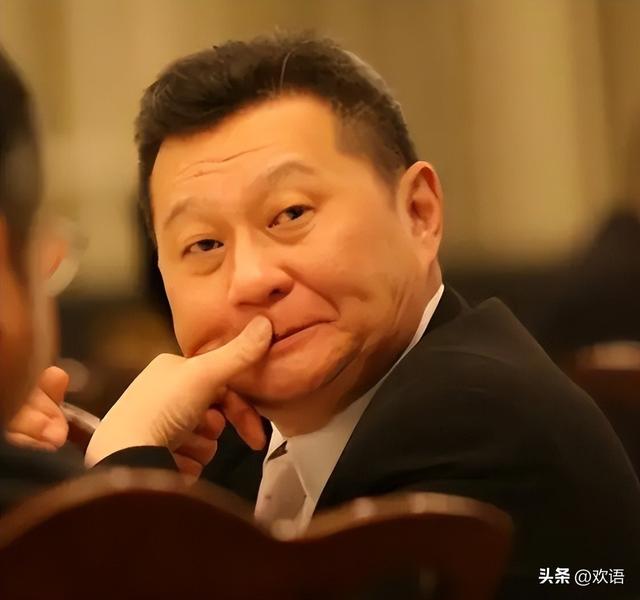 包养情人无数，娶初中同学女儿为妻，玩老婆闺蜜	，孙道存真离谱！