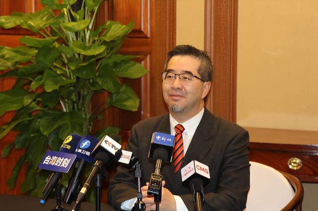 张荣恭和萧旭岑出任国民党副主席
