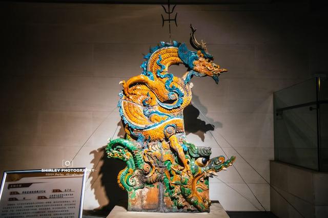 太原自驾2小时，抵达鲜为人知的“琉璃王国”，城内所有景点免费