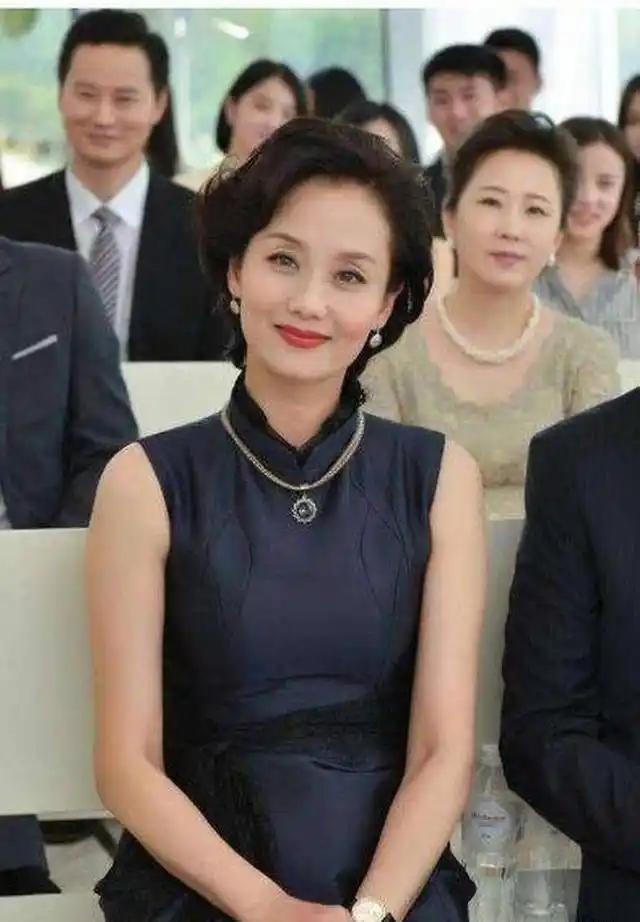 适合演“贵妇”的4位女星，个个天生富贵相，演不了穷人
