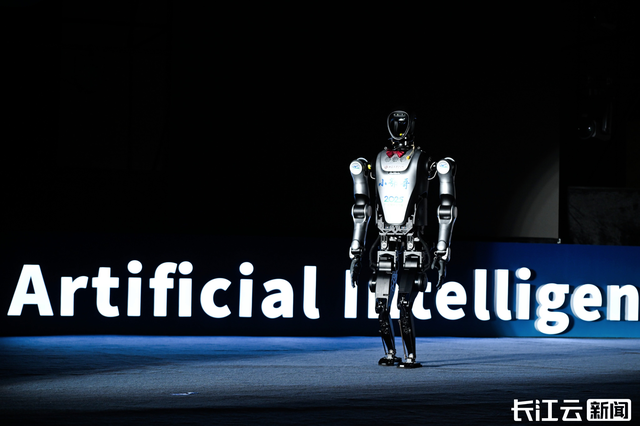 “7·22鄂州人才周” 89.6亿元项目集中签约助推“AI+大健康”产业