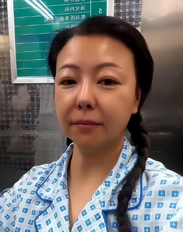 北京大姐爱上小19岁僧人，豪掷500万盖寺庙，婚后12年现状如何