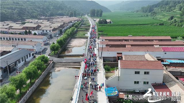 2025年昔阳县“两河源”徒步活动举行