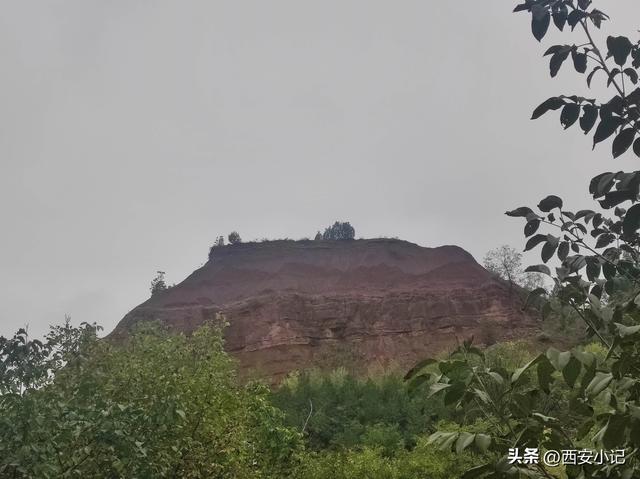 藏在秦岭旁的红土地，美成了人间仙境，是西安人周边游的好去处