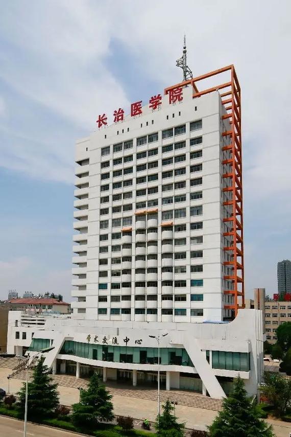 刚从山西回来，发现一个冷门的避暑城市，人少凉快又有好看的风景