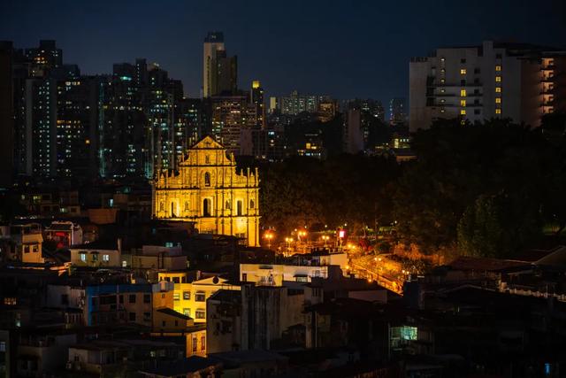 澳门出片秘籍:五大绝美城市风光机位深度攻略