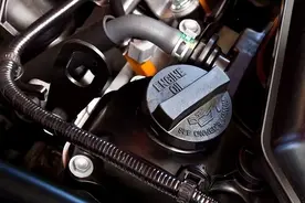 怠速开空调1小时会烧多少油？实验结果揭晓，网友：可算长记性了图片