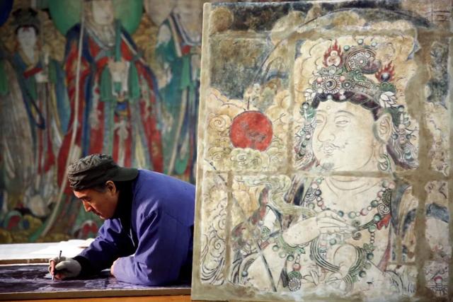 “好像全身的皮肤都被扒光了”