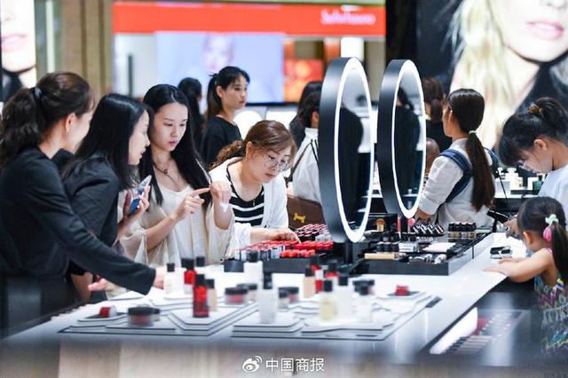 又一外企刻意“辱华”，吃中国饭砸中国碗！不到48小时便损失惨重