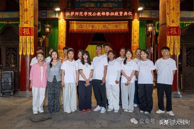 洪洞大槐树景区暑期“孝德敬茶”活动从游玩中体验孝德传家