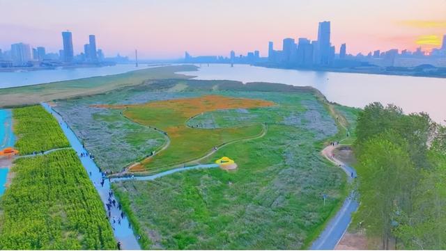 秋日来龙沙湾怎么玩？这份游玩攻略请收好