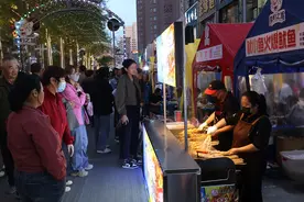 豹街：夜间热门打卡地图片