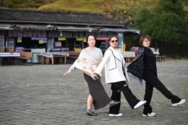 香港新闻网 | 探秘恩施：错峰邂逅山水，体验多元风情湖北恩施