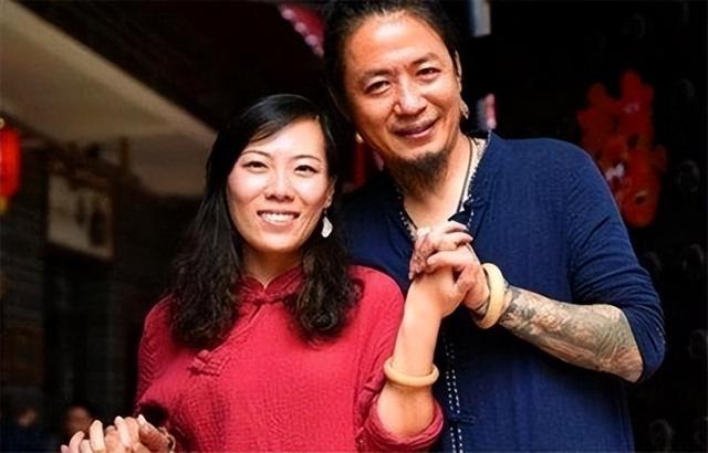 “辞职看世界”的女老师，11年后现状曝光：黯然回乡，老公已分手