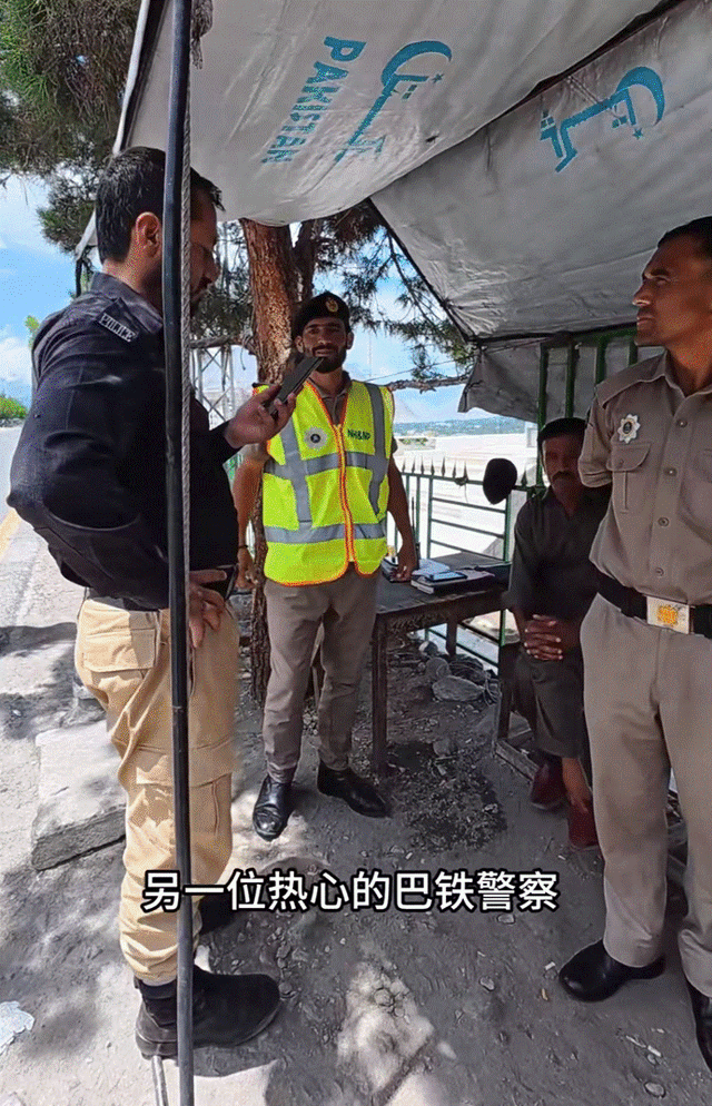 寒心！中国人援建巴铁牺牲，陵园却破烂不堪，当地警察：不关我事