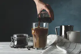 12款即溶咖啡粉口碑报告| 三顿半、连咖啡获好评，越南G7咖啡表现欠佳图片