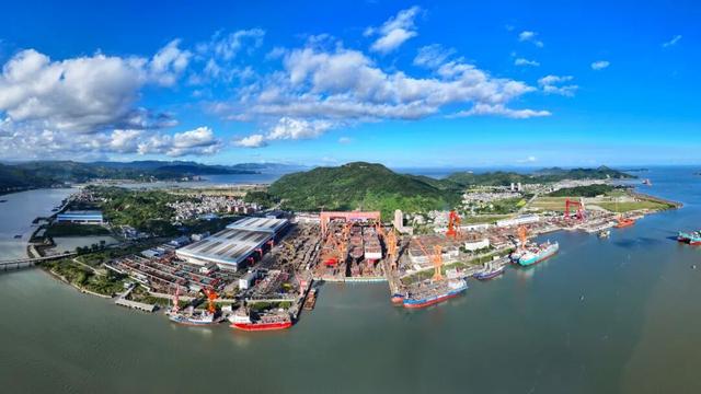 请回答，编号“7145”！一个人和一座城的240周年印记！